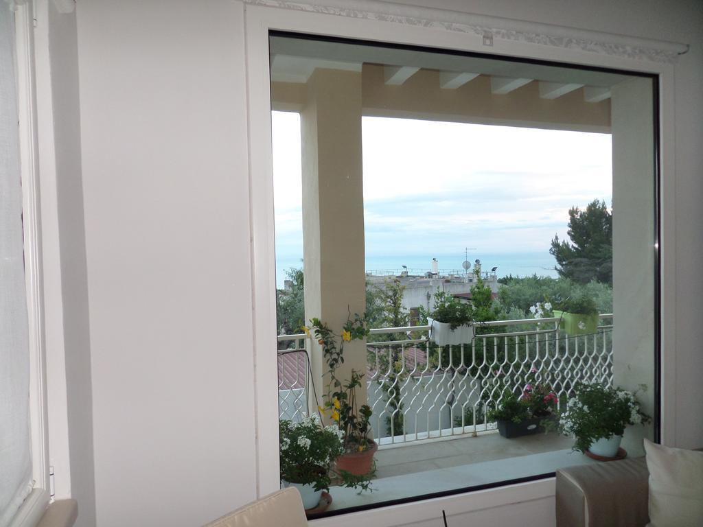 Appartamento La Finestra sul Mare Locazione Turistica Monte SantʼAngelo Esterno foto